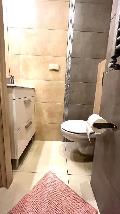 Single Studio In City Center Cracóvia Exterior foto
